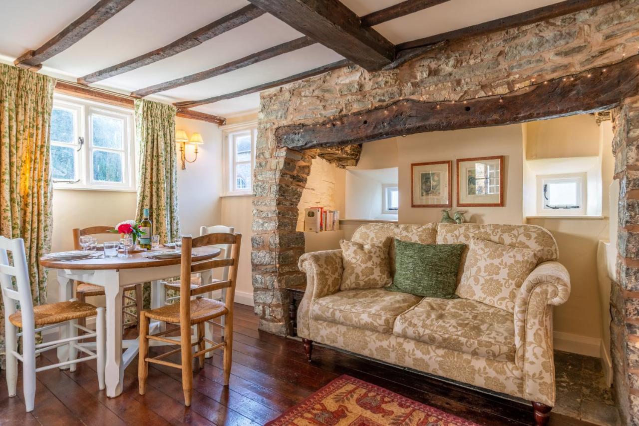 Corner Cottage Bretforton Exterior photo